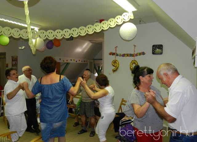 90. születésnap a Fényes-házban 25